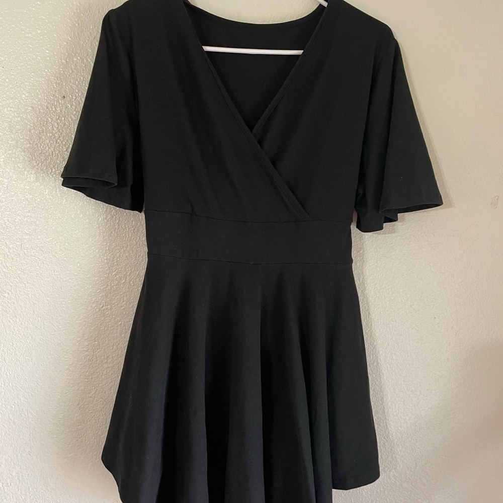 V Neck Empire Waist Tunic Short Sleeve Tie Back NWOT